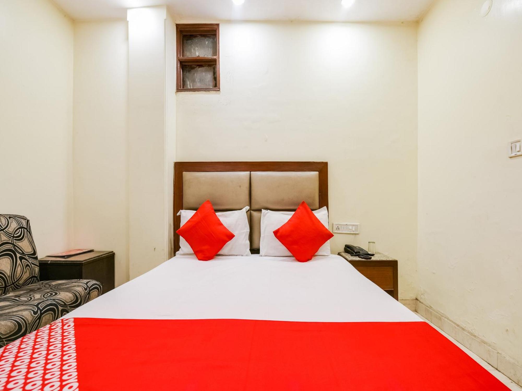 Hotel Oyo West India