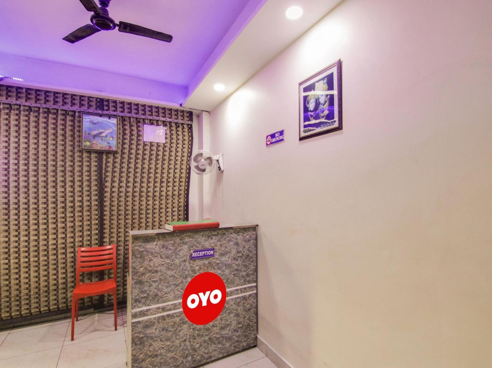 Oyo West India 3* New Delhi